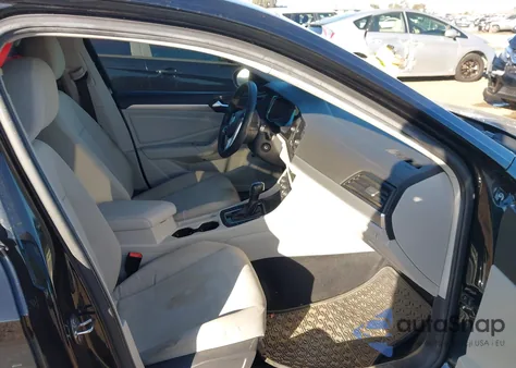 2019 Volkswagen Jetta 1.4T R-Line/1.4T S/1.4T Se из США, поврежденный, VIN 3VWCB7BU2KM184600